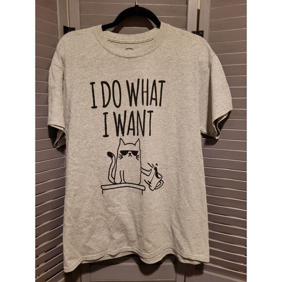 I Do What I Want Cat Graphic T-shirt- Size L - Picture 1 of 4